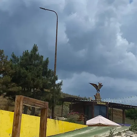 아파트 дві зупинки до моря бочарова 60 오데사